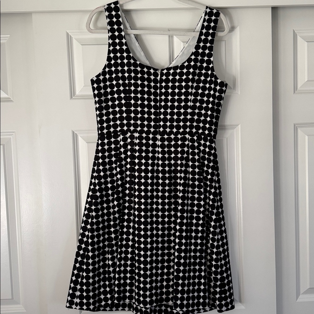 Banana Republic Marimekko Black and White Patterned Mini Dress Size: 10 NWOT - Picture 3 of 6